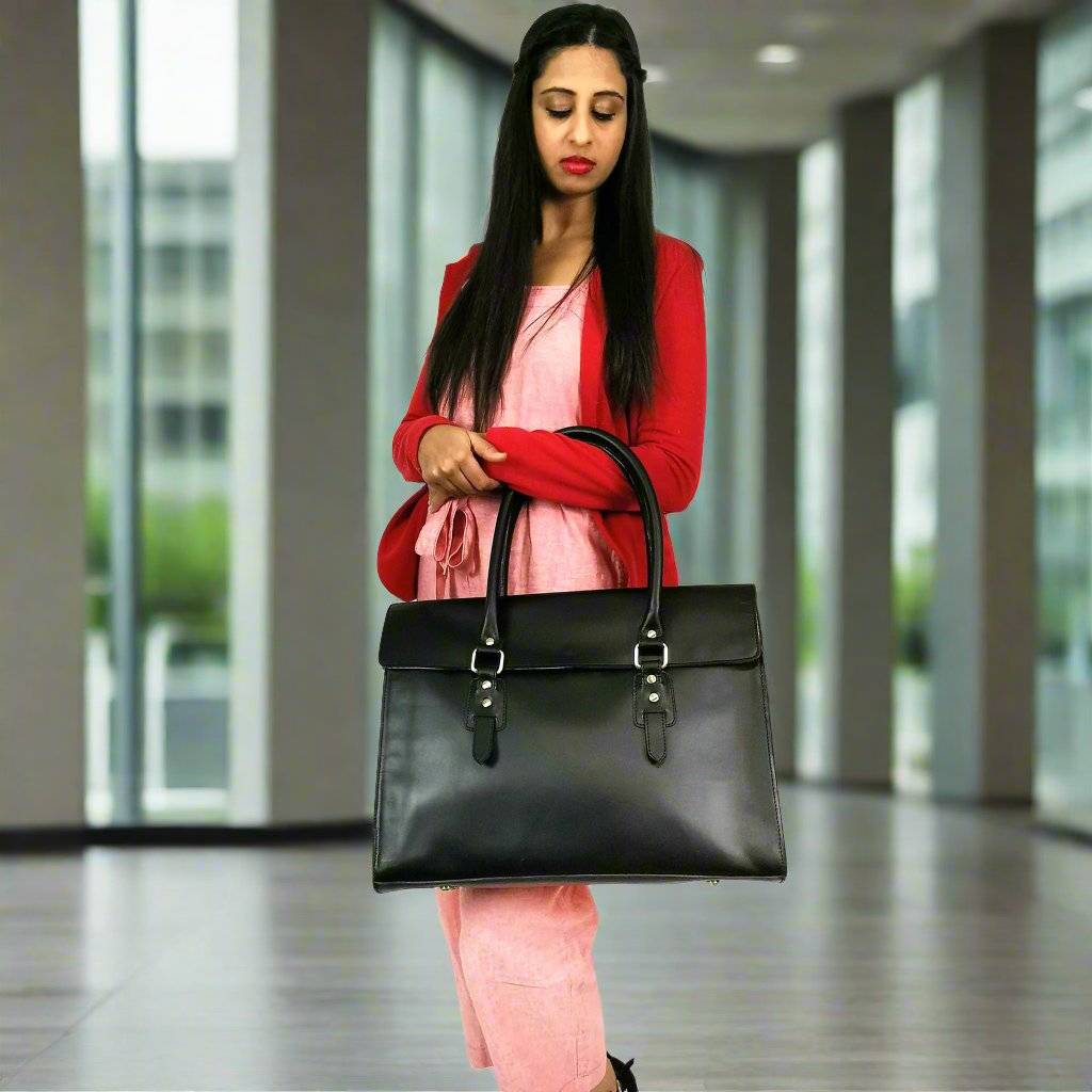 The Signature 17" Bag, Black Flap-1