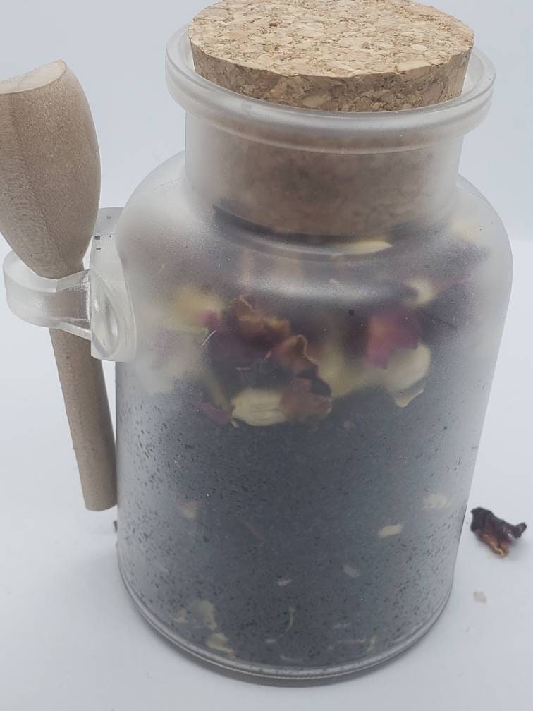 Black Salt Bath Soak-2